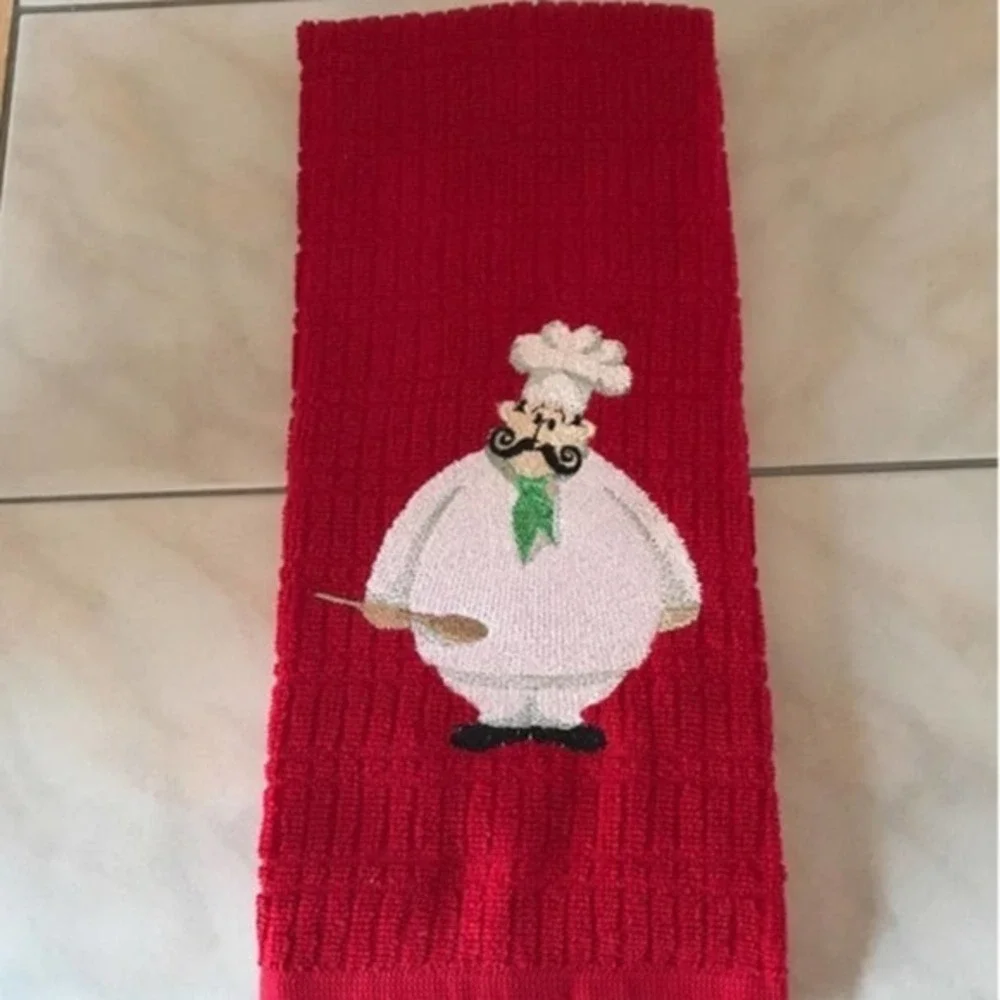 Salt and Pepper‎ Shakers, Matching Kitchen Towel